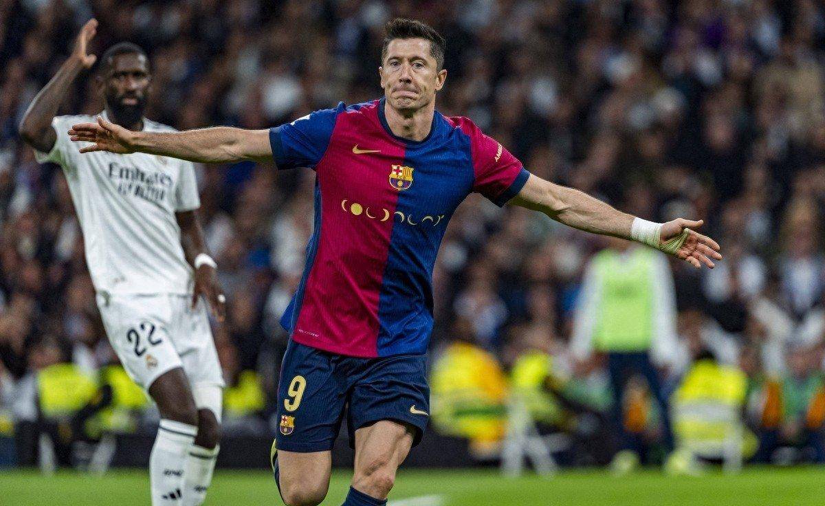 AYXSPORTS官网入口关于莱万多夫斯基在美国队比赛中逆转，赛况扑朔迷离引发热议！的信息