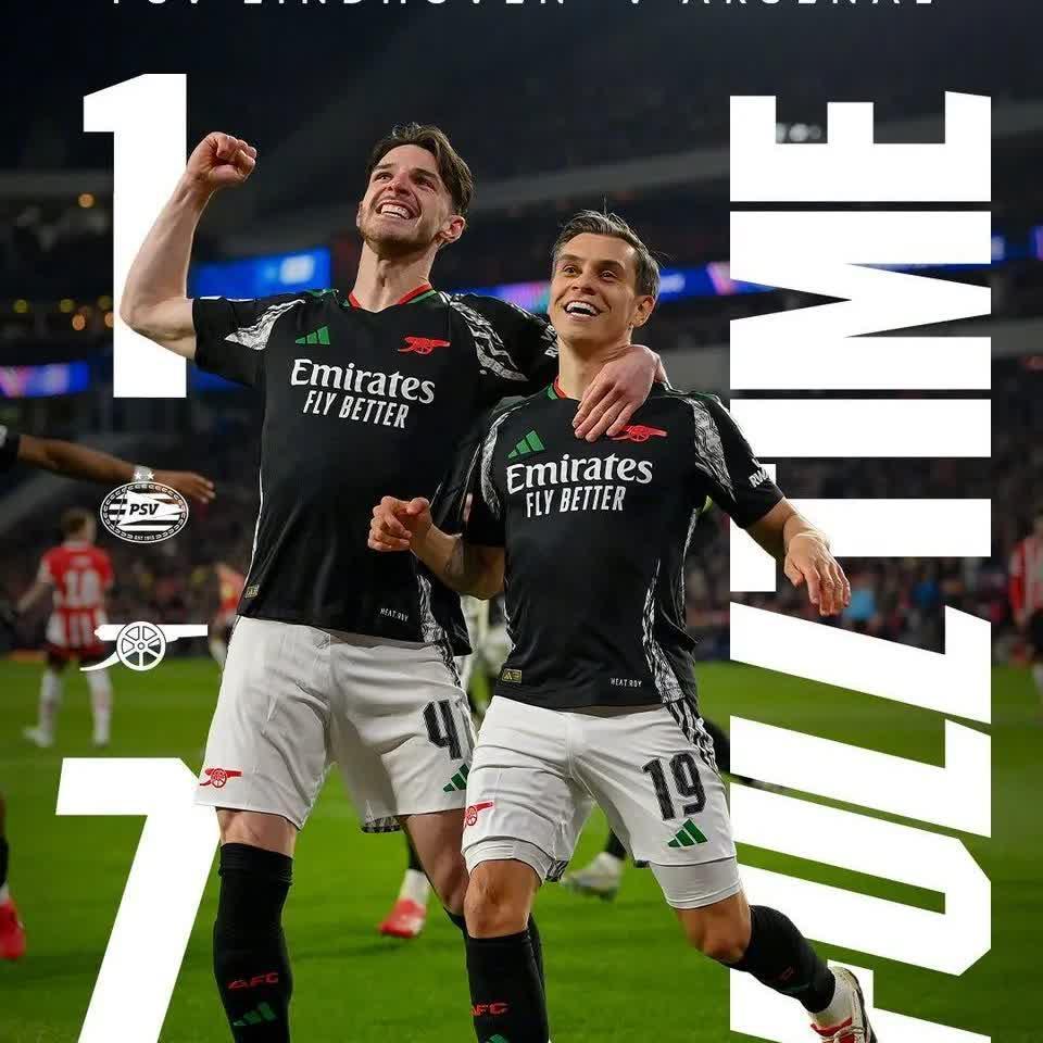 包含埃因霍温内部会议纪要流出:赛前刷新队史纪录,欧超杯使命明确,赛程密集仍需轮换的词条 包含埃因霍温内部会议纪要流出:赛前刷新队史纪录,欧超杯使命明确,赛程密集仍需轮换的词条